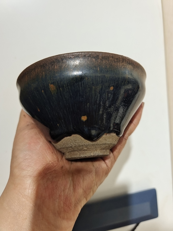 古玩陶瓷宋代建窯烏金釉藍毫束口盞拍賣,當前價格86000元