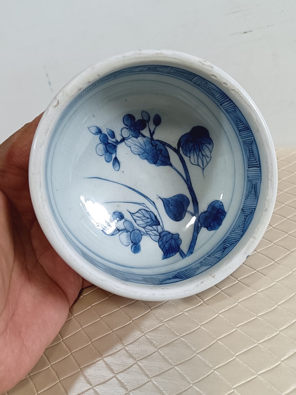 古玩轉(zhuǎn)賣花鳥紋青花高足杯拍賣，當(dāng)前價(jià)格12000元