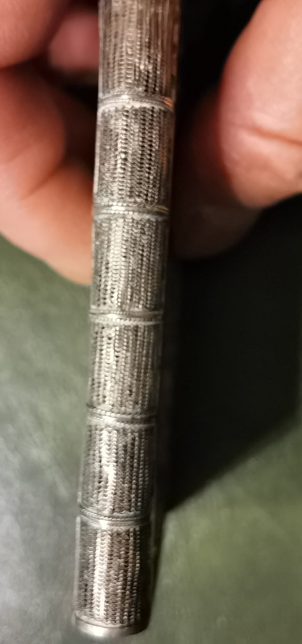 古玩雜項清末銀盒(可能為當(dāng)時出口貿(mào)易商品)拍賣,當(dāng)前價格4980元