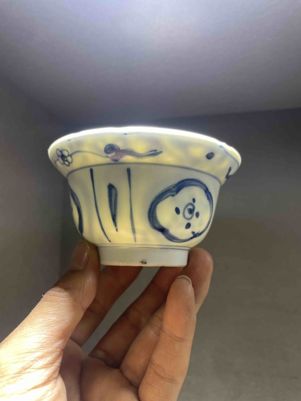 古玩陶瓷萬歷回青料青花花卉紋杯拍賣，當(dāng)前價(jià)格1600元