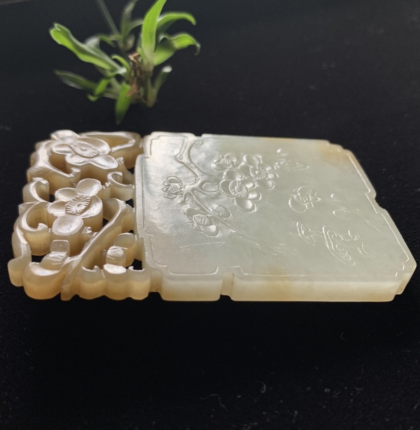 古玩玉器清中期梅花牌子拍賣,當前價格180000元