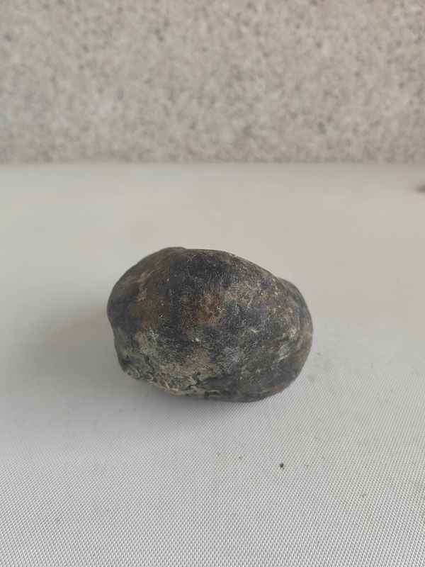 古玩玉器天然翡翠原石料拍賣,當前價格580元