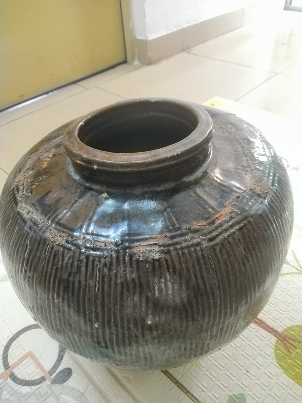 古玩陶瓷醬釉大罐拍賣,當前價格900元