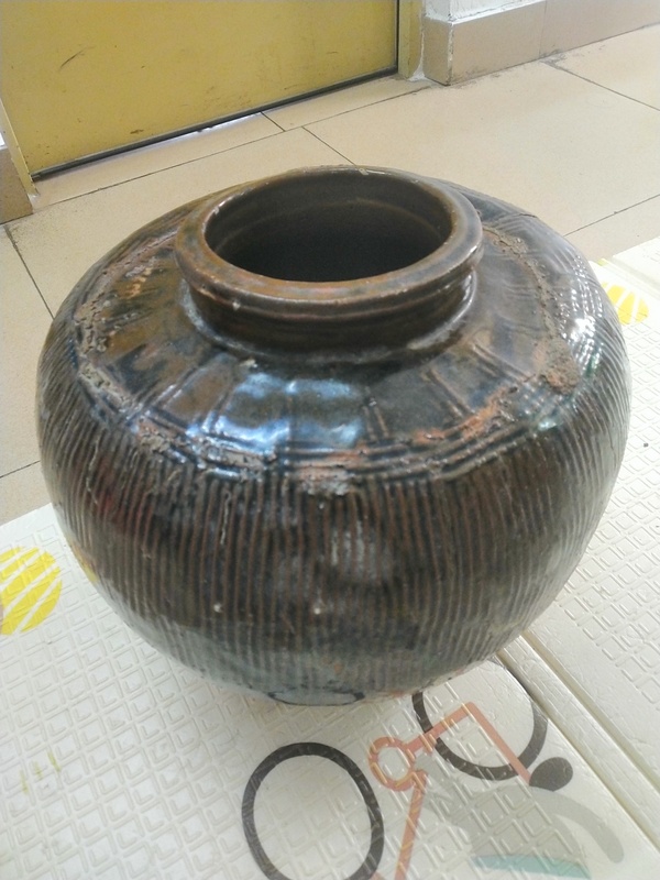 古玩陶瓷醬釉大罐拍賣,當前價格900元