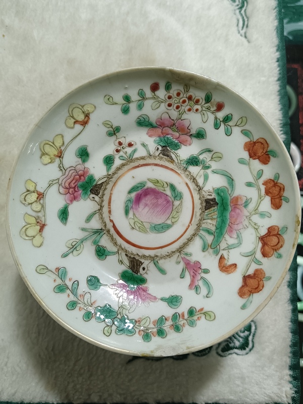 古玩陶瓷粉彩花卉紋高足盤拍賣,當(dāng)前價格1000元