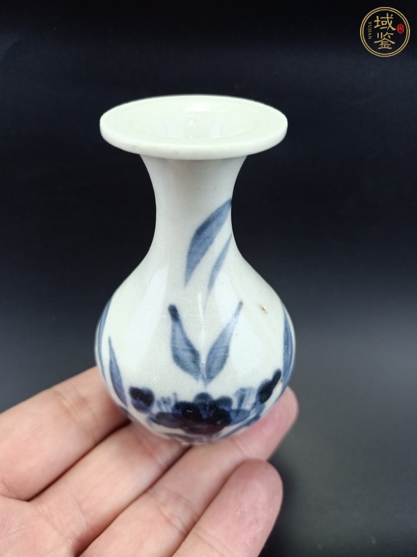 古玩陶瓷清早·青花花卉紋小玉壺春瓶真品鑒賞圖