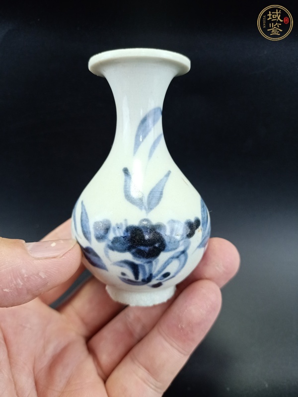 古玩陶瓷清早·青花花卉紋小玉壺春瓶真品鑒賞圖