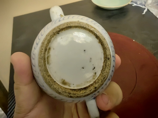 古玩陶瓷青花淡描花卉紋茶壺拍賣,當前價格500元