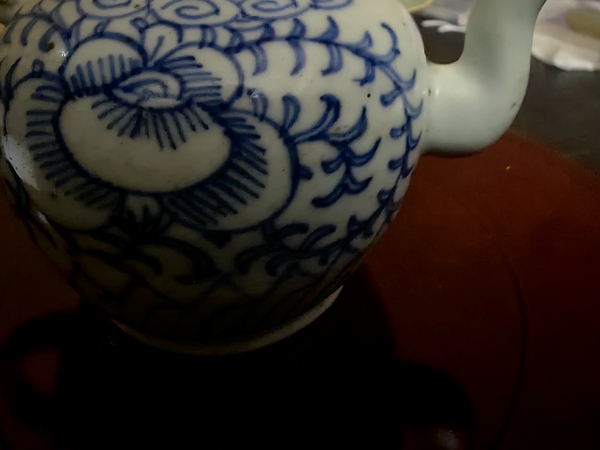 古玩陶瓷青花淡描花卉紋茶壺拍賣,當前價格500元