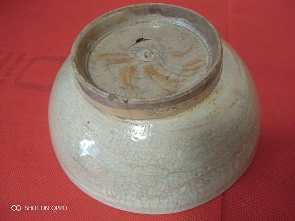 古玩陶瓷哥釉碗拍賣,當(dāng)前價(jià)格895元