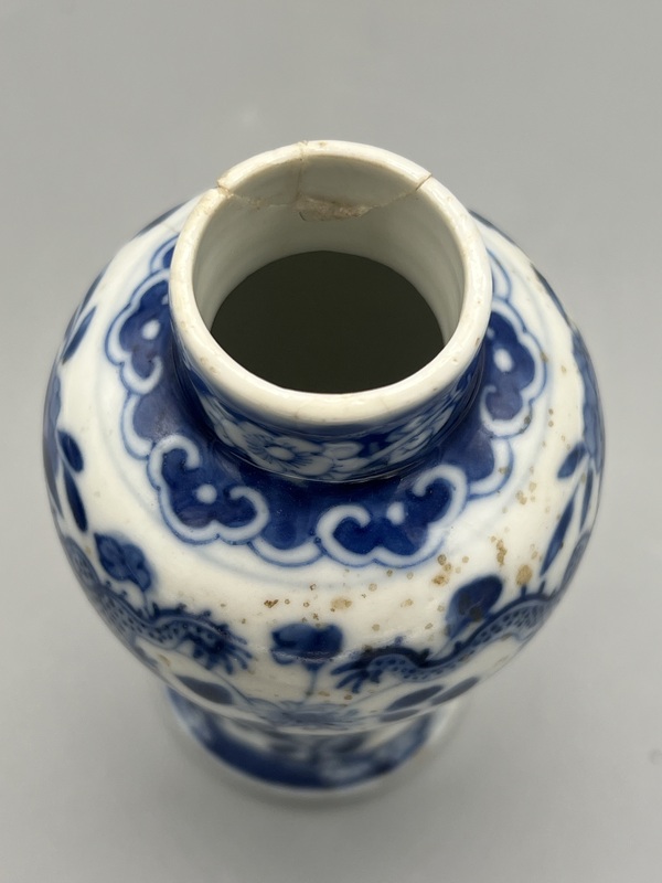 古玩陶瓷精品 晚清青花雙龍戲珠梅瓶拍賣,當前價格990元