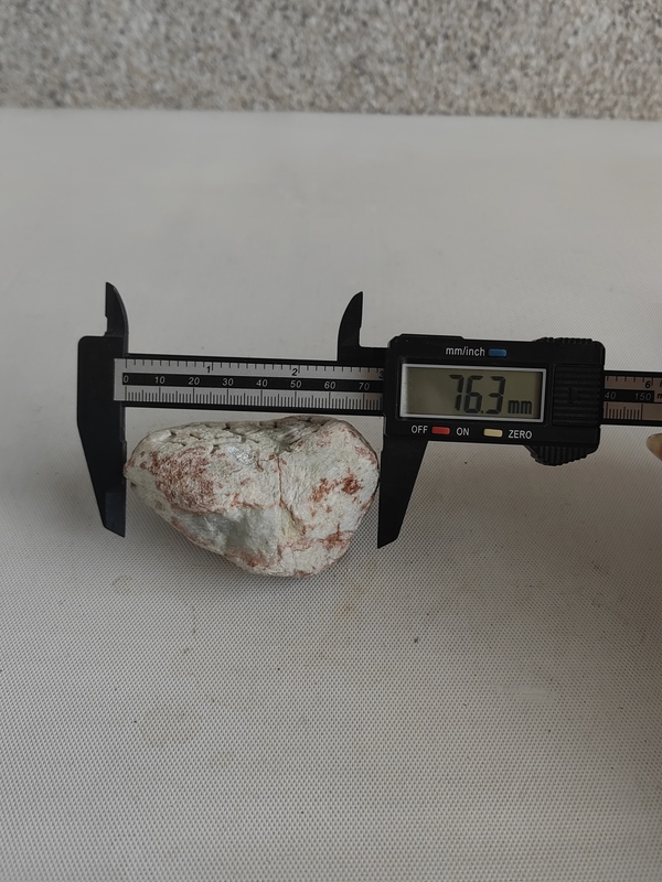 古玩玉器天然翡翠原石料拍賣,當前價格260元