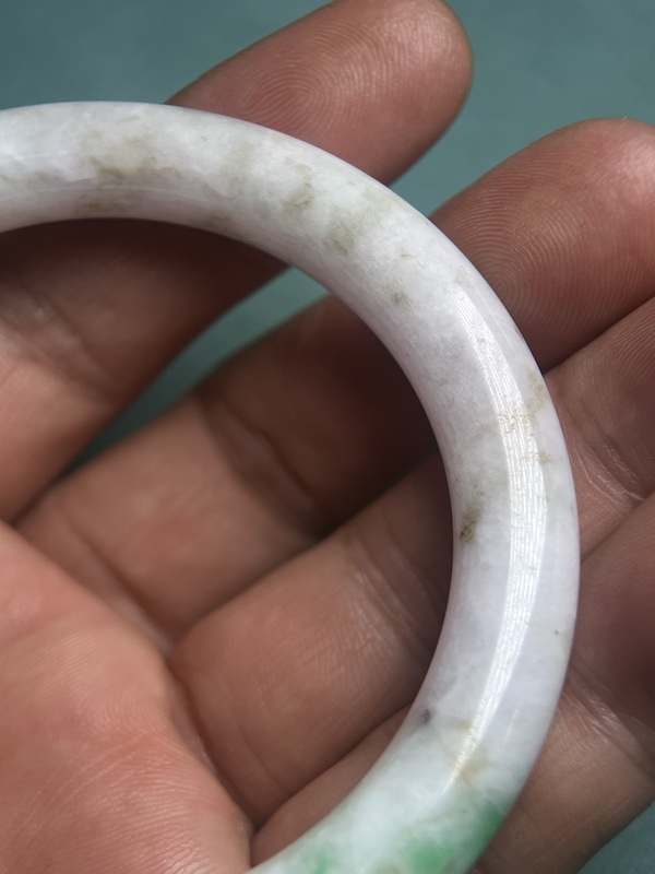 古玩玉器創匯期翡翠鐲子拍賣,當前價格2800元