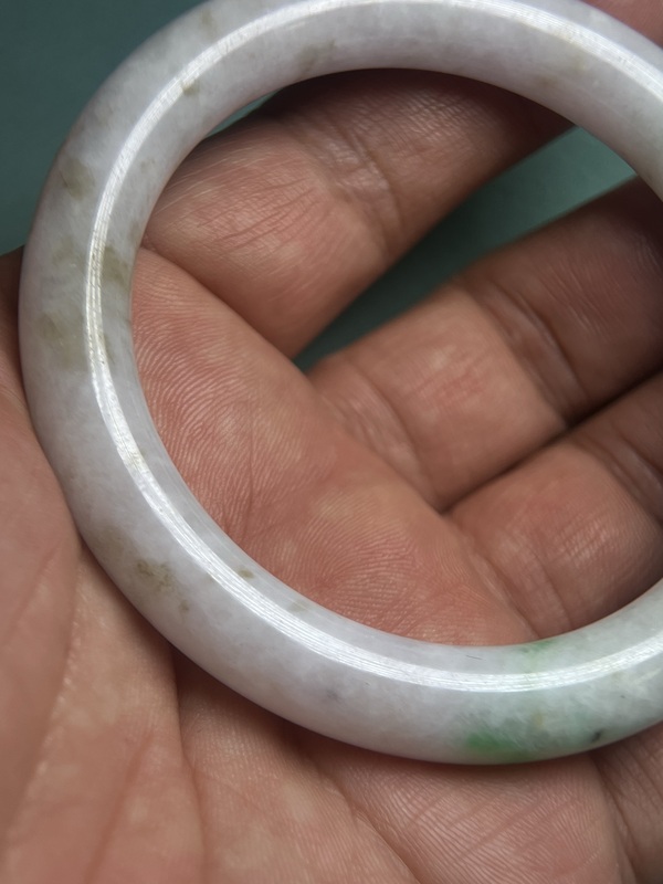 古玩玉器創匯期翡翠鐲子拍賣,當前價格2800元