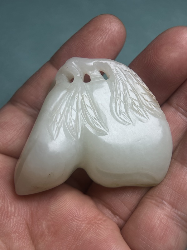 古玩玉器籽料白玉壽桃拍賣(mài),當(dāng)前價(jià)格13800元