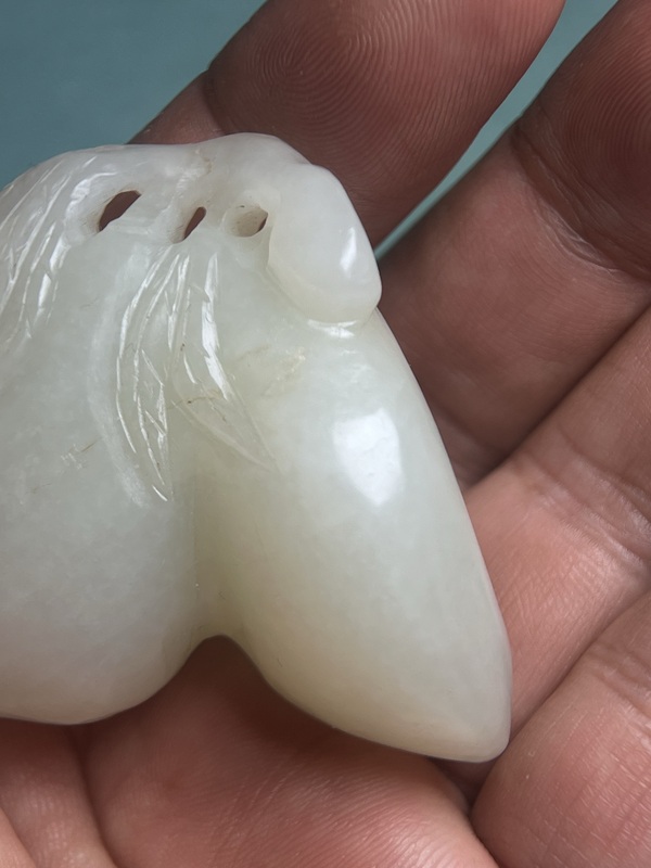 古玩玉器籽料白玉壽桃拍賣(mài),當(dāng)前價(jià)格13800元