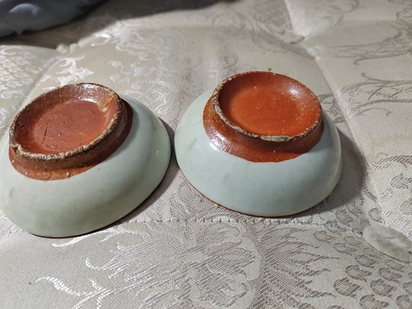 古玩陶瓷龍泉系青瓷盤拍賣,當前價格1900元