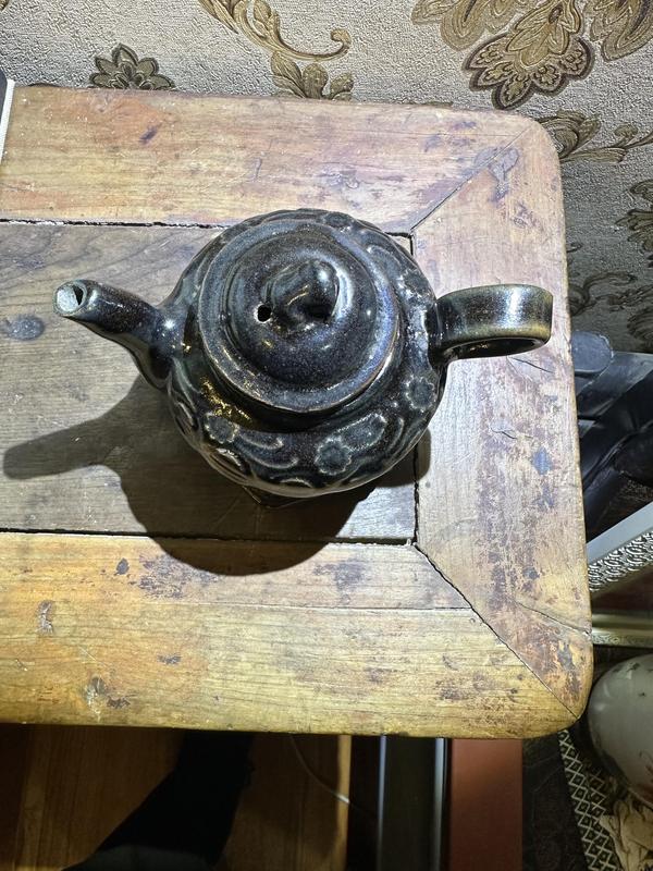 古玩陶瓷清代醬釉印紋壺拍賣,當前價格888元