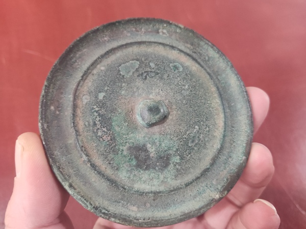 古玩銅器元代旋紋銅鏡拍賣(mài),當(dāng)前價(jià)格998元