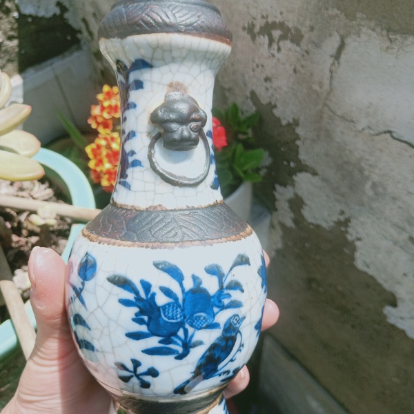 古玩陶瓷哥釉青花花鳥紋蒜頭賞瓶拍賣，當(dāng)前價格4800元