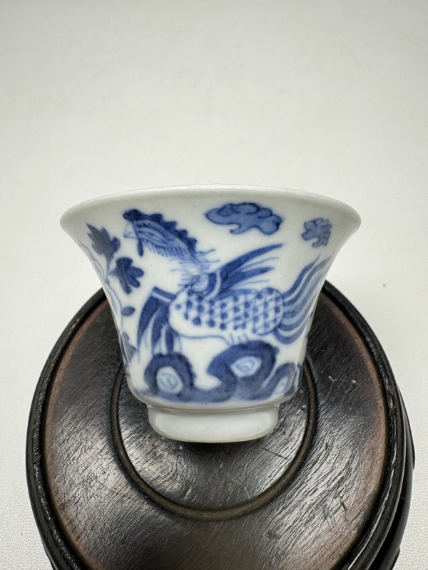 古玩陶瓷青花鳳穿牡丹圖馬蹄杯拍賣,當(dāng)前價(jià)格3600元