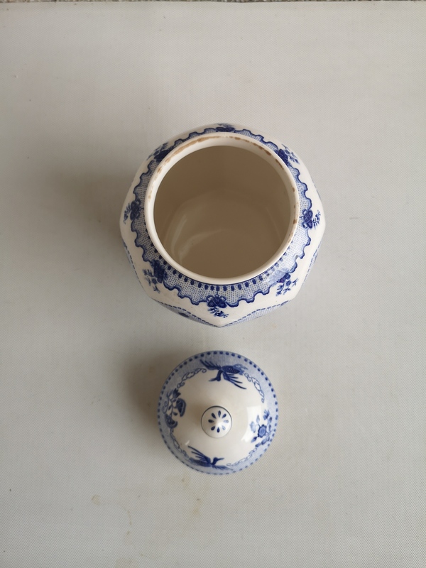 古玩陶瓷人物紋青花蓋罐拍賣,當前價格398元