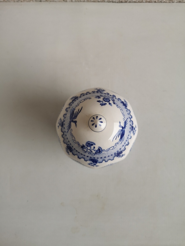 古玩陶瓷人物紋青花蓋罐拍賣,當前價格398元