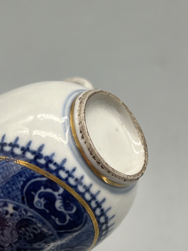 古玩陶瓷清雍正乾隆青花徽章瓷把杯拍賣,當前價格990元