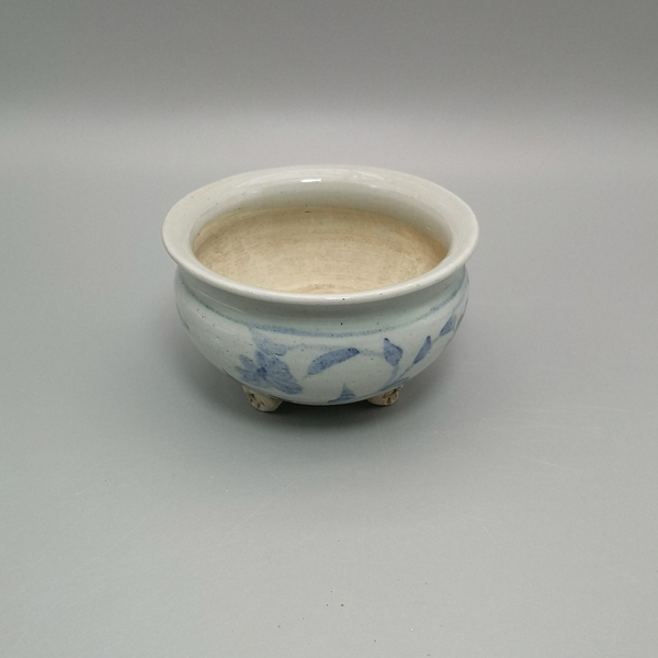 古玩陶瓷明代.花卉紋青花爐拍賣,當前價格1980元