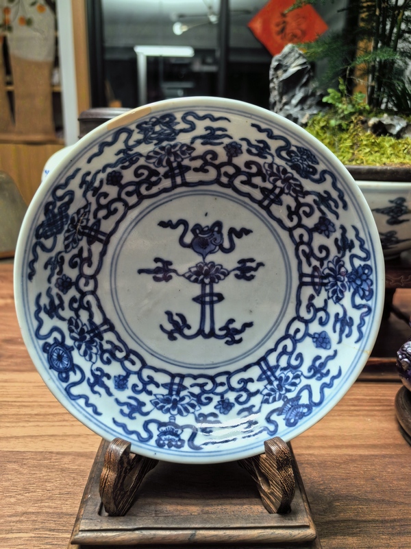古玩陶瓷清早期雍正八吉祥紋青花盤拍賣,當前價格1980元