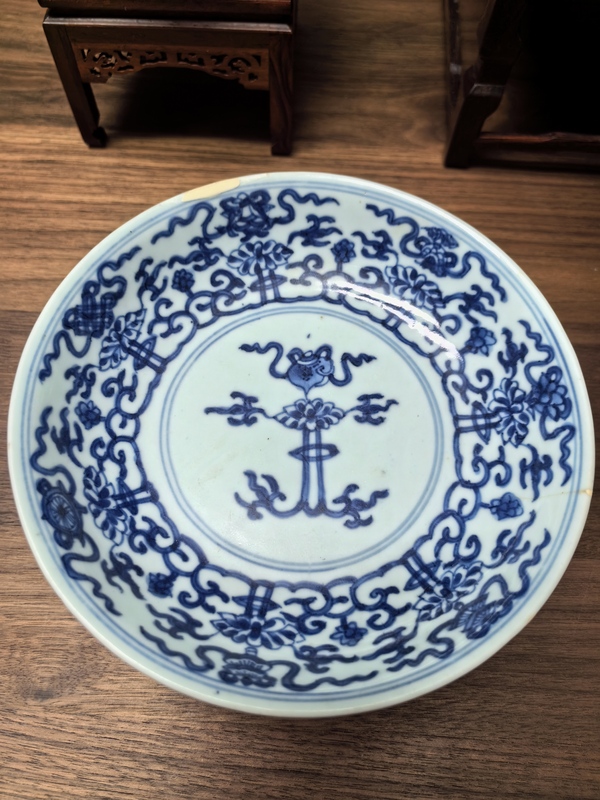 古玩陶瓷清早期雍正八吉祥紋青花盤拍賣,當前價格1980元