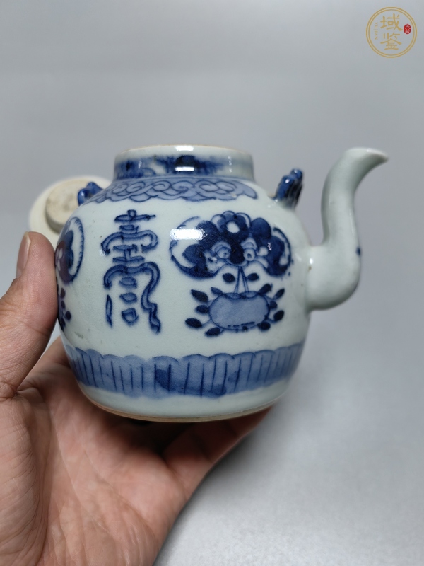 古玩陶瓷青花福壽紋提梁壺真品鑒賞圖