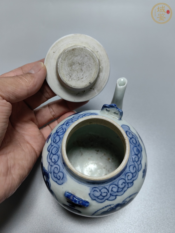 古玩陶瓷青花福壽紋提梁壺真品鑒賞圖