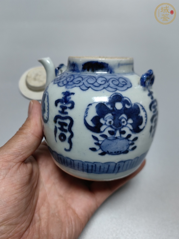 古玩陶瓷青花福壽紋提梁壺真品鑒賞圖