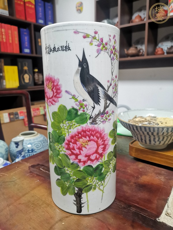 古玩陶瓷花鳥紋淺絳彩帽筒真品鑒賞圖