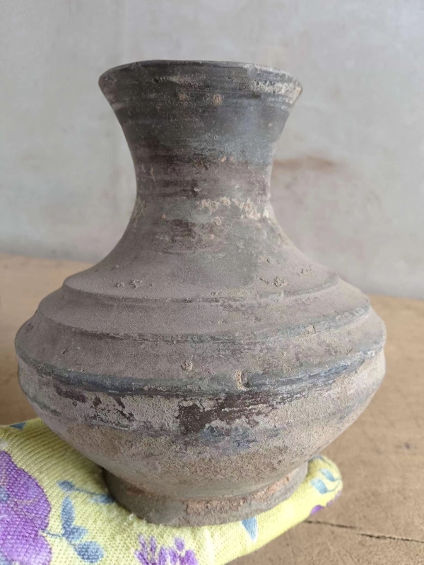 古玩陶瓷漢代灰陶弦紋漢壺拍賣,當前價格299元