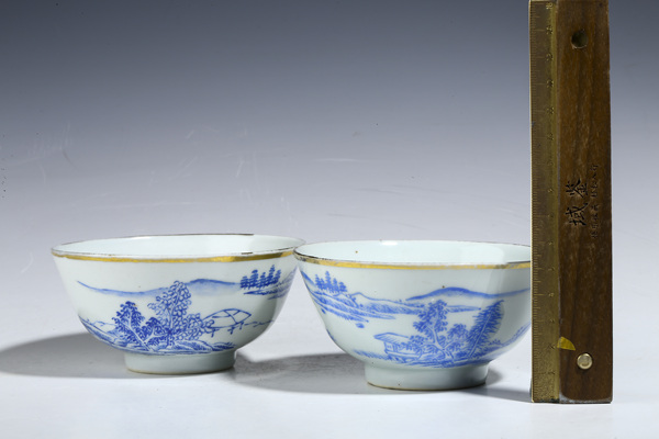 古玩陶瓷精品民窯-藍料彩山水紋碗一對拍賣,當前價格2900元