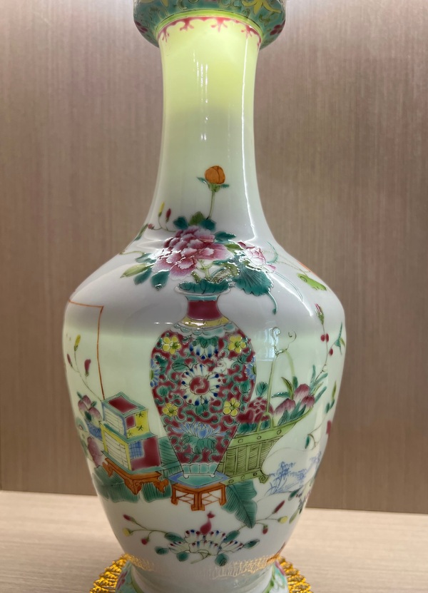 古玩陶瓷民國·粉彩博古花卉紋盤口瓶拍賣,當(dāng)前價格4400元