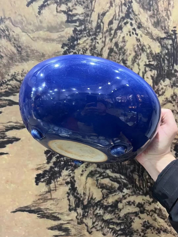 古玩陶瓷霽藍釉香爐拍賣,當前價格9800元