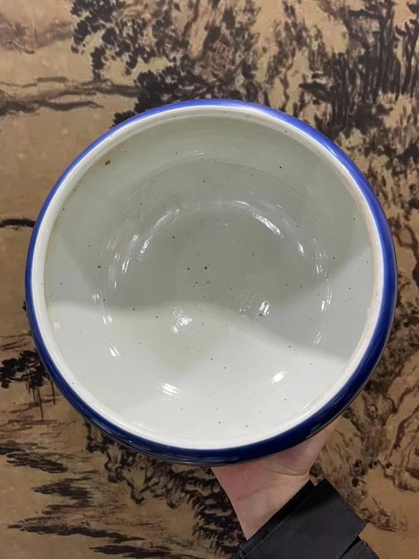 古玩陶瓷霽藍釉香爐拍賣,當前價格9800元