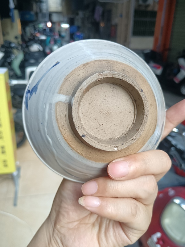 古玩陶瓷【明】龍泉青瓷青花花卉紋唇口碗拍賣,當前價格980元