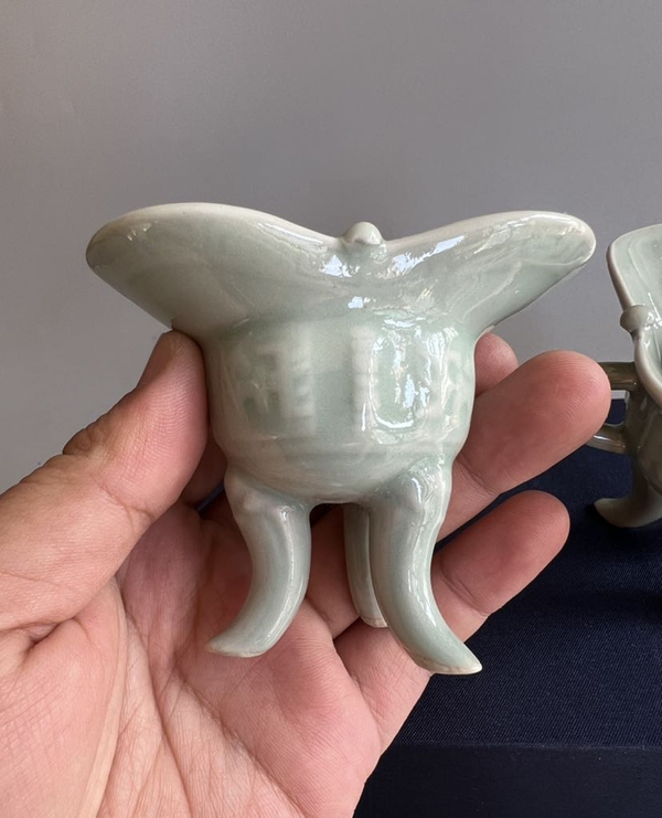 古玩陶瓷龍泉窯青釉杯拍賣,當(dāng)前價格2300元