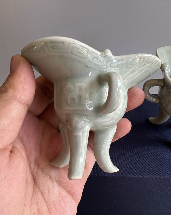 古玩陶瓷龍泉窯青釉杯拍賣,當(dāng)前價格2300元