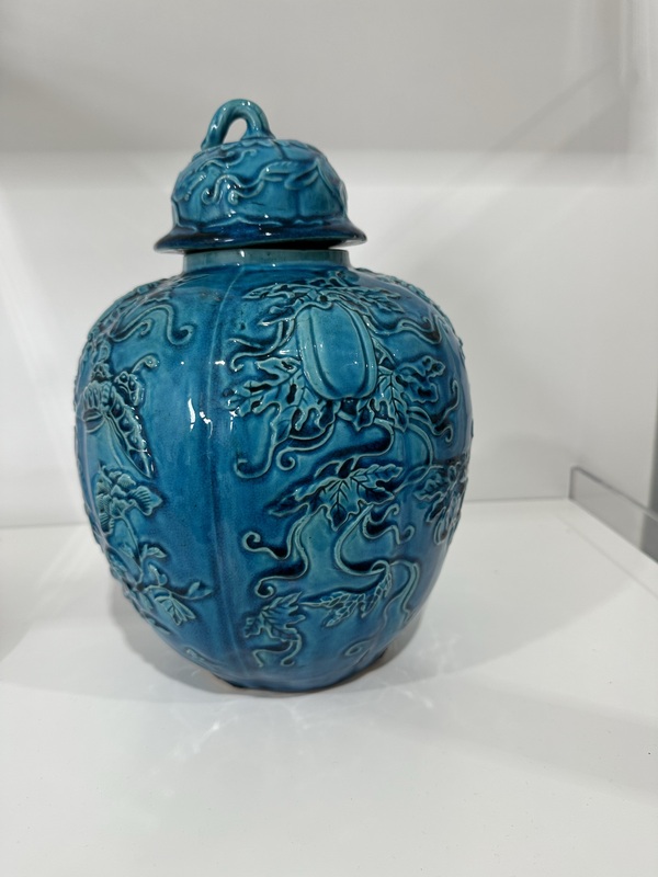 古玩陶瓷孔雀藍釉蓋罐拍賣,當前價格5800元