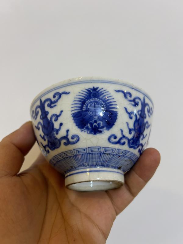 古玩陶瓷乾隆煨瓷青花花間壽紋茶碗(一對)拍賣,當前價格38888元