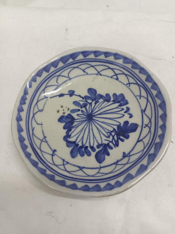 古玩陶瓷民國花卉紋青花盤拍賣,當前價格120元