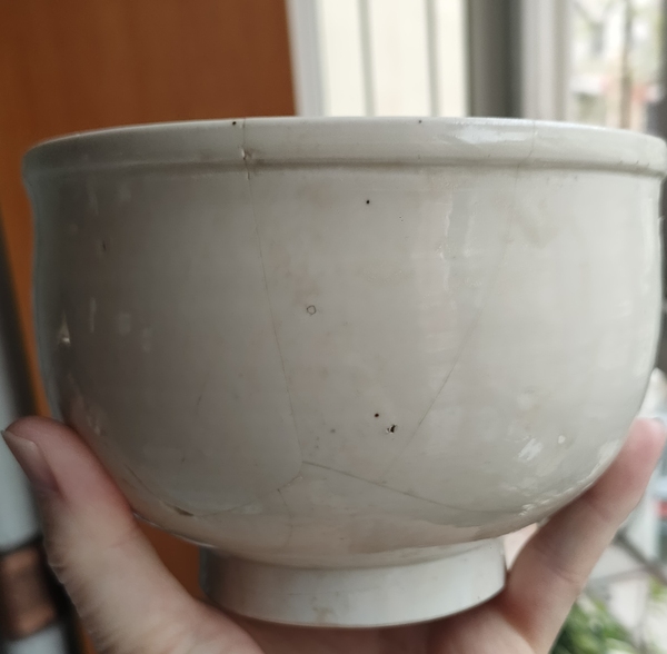 古玩轉(zhuǎn)賣(mài)定窯白釉瓷缽拍賣(mài)，當(dāng)前價(jià)格1588元