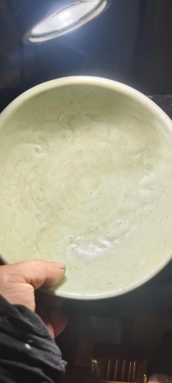 古玩陶瓷龍泉窯印花碗拍賣,當前價格6999元