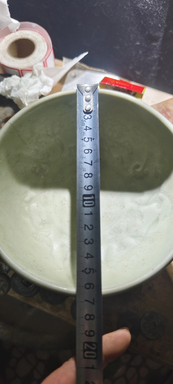 古玩陶瓷龍泉窯印花碗拍賣,當前價格6999元