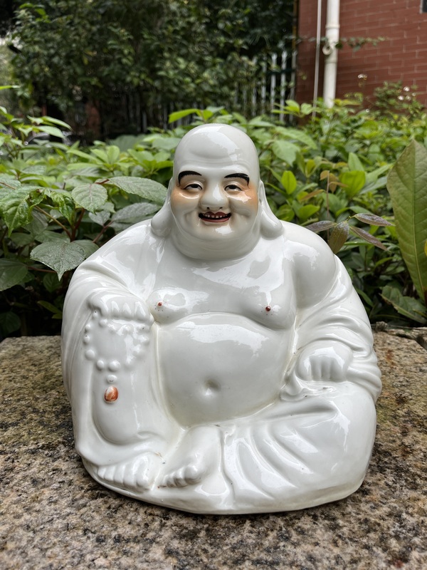 古玩陶瓷白彌勒佛塑像拍賣,當(dāng)前價(jià)格2500元